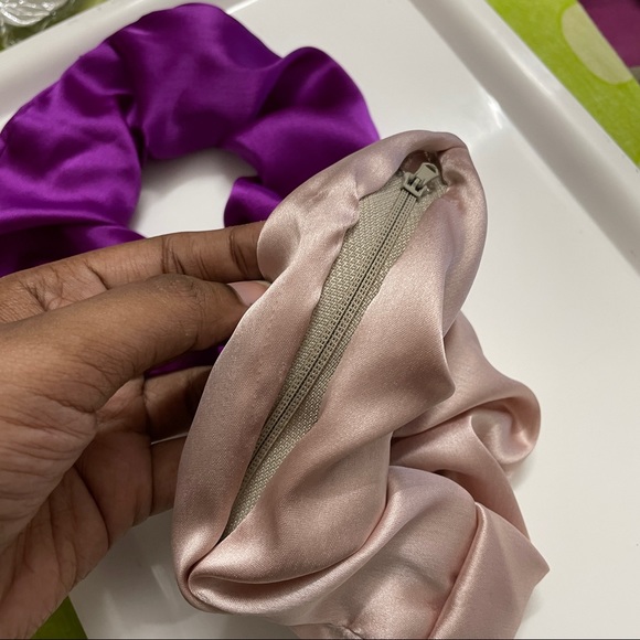 XL zipper scrunchies combo 🎀 - Picture 5 of 6